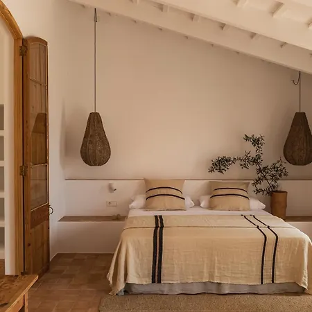Rural Sant Ignasi מלון 4*